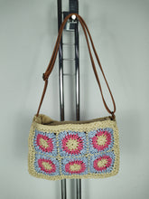 Cargar imagen en el visor de la galería, Bolso Flor
