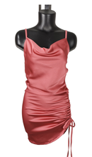 Cargar imagen en el visor de la galería, Vestido Raso Corto
