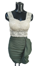 Cargar imagen en el visor de la galería, Falda Volante
