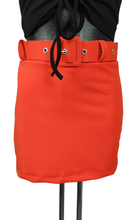 Cargar imagen en el visor de la galería, Falda Pantalón Cinturón

