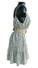 Cargar imagen en el visor de la galería, Vestido Corto Ancho
