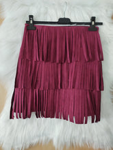 Cargar imagen en el visor de la galería, Falda Antelina Flecos
