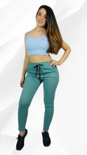 Cargar imagen en el visor de la galería, Pantalon Elastico Liso
