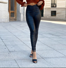 Cargar imagen en el visor de la galería, Pantalon Fruncido
