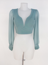 Cargar imagen en el visor de la galería, Blusa Madrid
