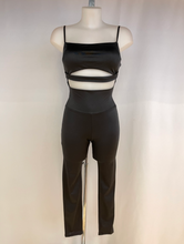Cargar imagen en el visor de la galería, Mono Tira Lycra
