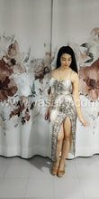 Cargar imagen en el visor de la galería, Vestido Largo Animal Print
