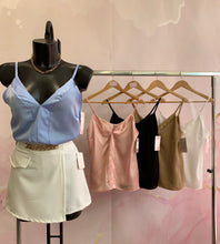 Cargar imagen en el visor de la galería, Blusa Satén
