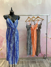 Cargar imagen en el visor de la galería, Vestido Julia
